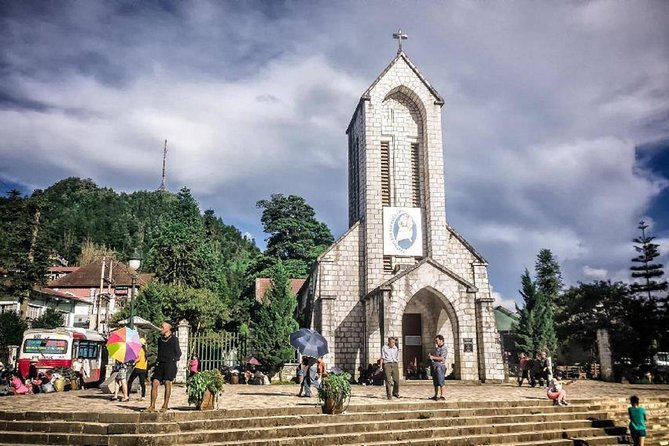 2-Day Sapa Trekking Tour from Hanoi by Luxury Limousine - Your overnight stay in Sapa