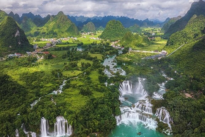 2 Days 1 Night Ban Gioc Waterfall Tour from Hanoi By Limousine - Three hundred steps to Ban Gioc Pagoda