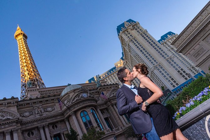 2 Hour Private Limo Photo Tour - What the two-hour outing feels like
