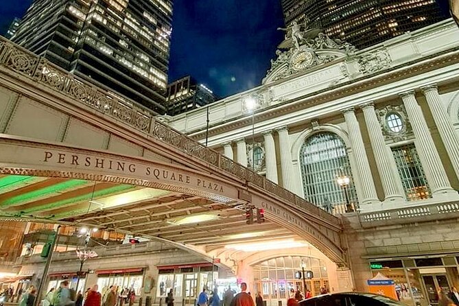 3 Hour NYC Private Limousine Tour - What three hours in a private limousine can really cover
