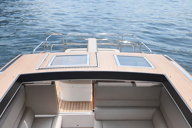 7-11 Guests Luxury Limousine Boat Private Tour of Lake Como - Como, Cernobbio, and the grand western shore villas