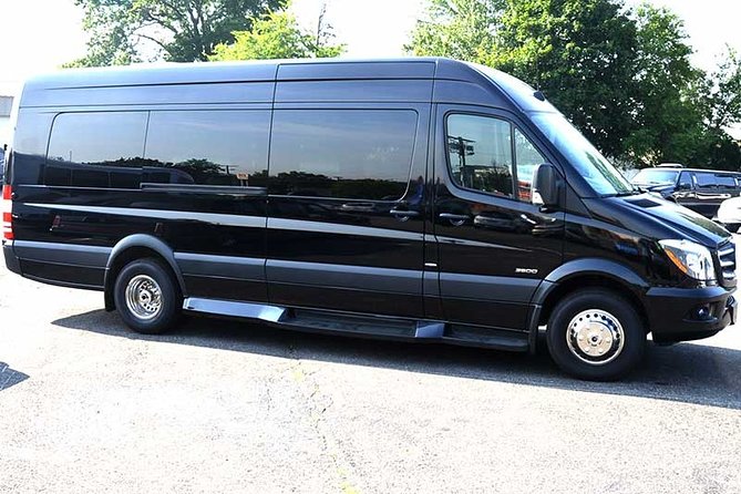 A Black Car, Limousine, & SUV service in San Antonio and south Texas. - A private ride built around your schedule