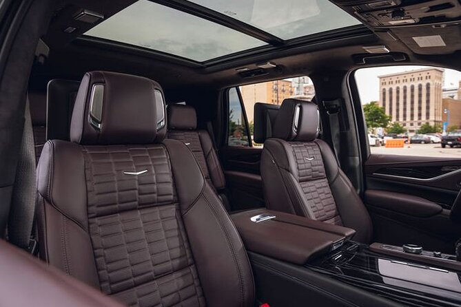 Airport luxury arrival ride by SUV, Sedan, Minibus or Limousine - The ride into Manhattan and beyond