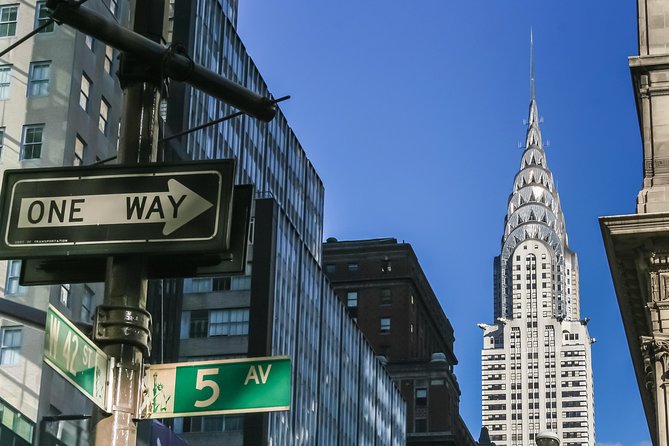 Airport Luxury departure ride from NYC Hotels by Limousine or SUV - Service quality: often punctual, not always polished
