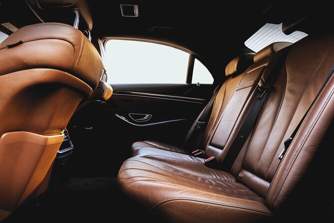 Airport to Cracow transfer by Luxurious VIP limo - What the 30-minute ride is really for