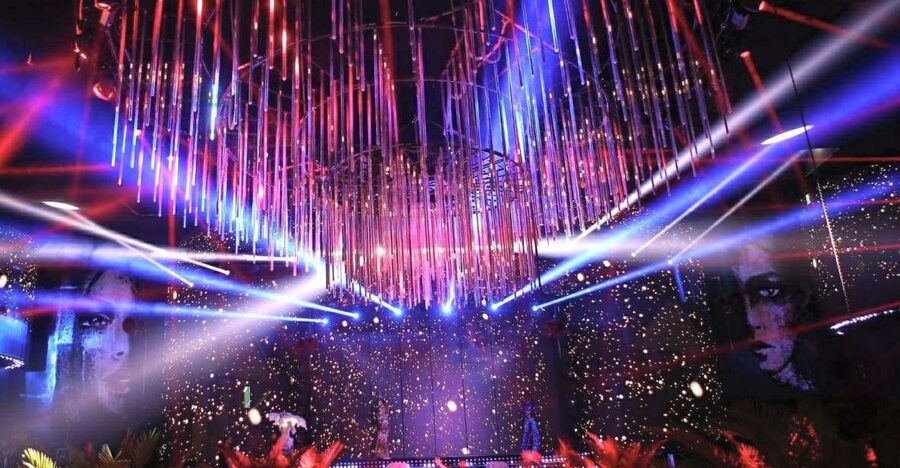 Bucharest: VIP Dining, Limo Ride & Clubbing - Why the guide matters more than the limousine