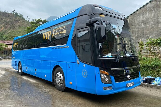Bus ticket Hanoi to Ha Giang: Sleeping - Limousine - Cabin Bus - Communication is the main weakness
