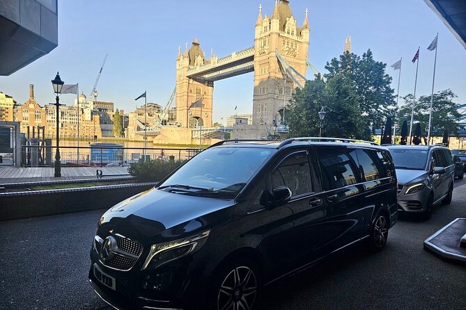 Chauffeur Limo Service From Heathrow Airport to London any Hotels - Who should book this Heathrow transfer?