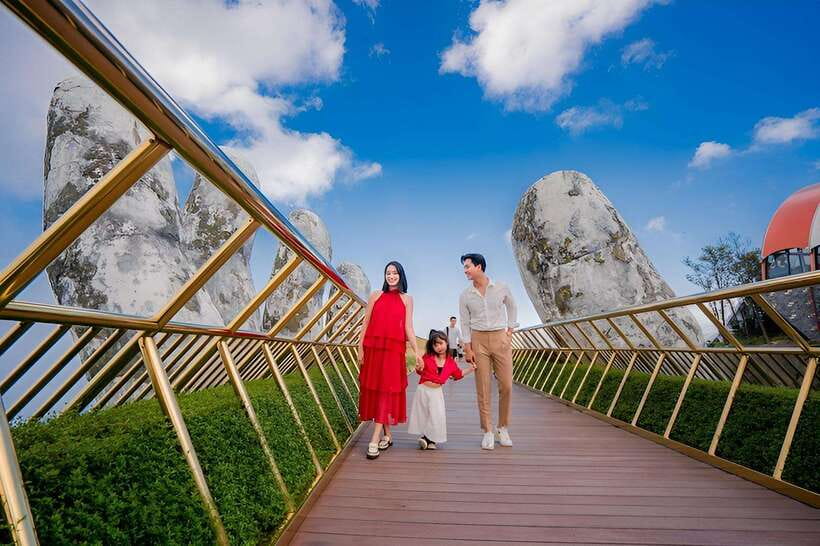 Da Nang: Ba Na Hills and Golden Bridge Limousine Tour - From your Da Nang hotel to the Ba Na Hills cable car