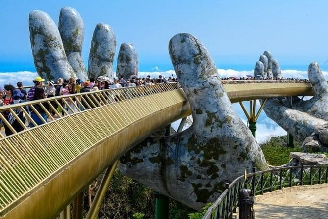 Da Nang - Hue: Daily Limousine Bus - Who should book this bus