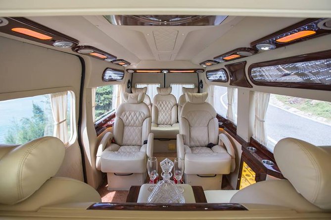 Da Nang To Hoi An Transfer By Limousine Dcar Luxury - A calm start after landing in Da Nang