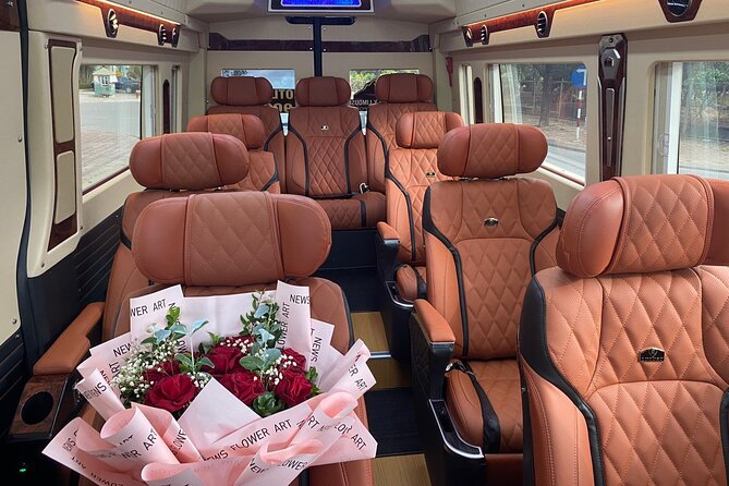 Daily Limousine Bus Transfer from Hanoi to Ninh Binh or Return - The limousine bus: comfortable, but not luxury