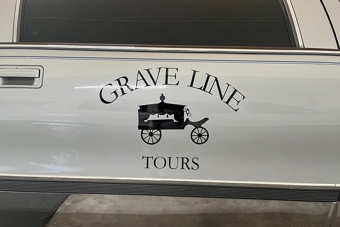 Death Becomes Her Funeral Limo Tour of Los Angeles - The Menendez estate and a notorious case