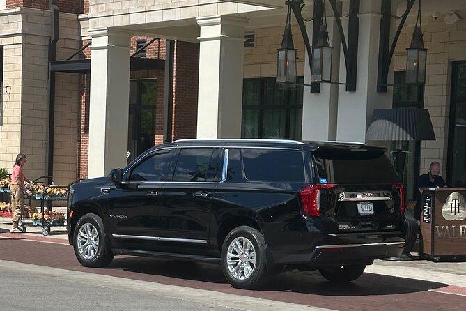 First class limo in Nashville, Tennessee luxury car - A 45-Minute Ride With Your Own Group