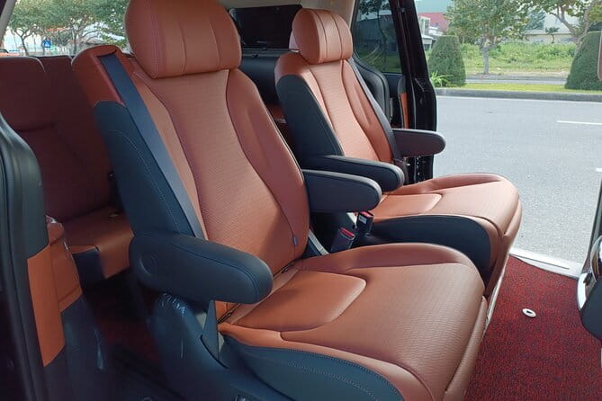 From Da Nang Airport to Hoi An Limousine Transfer Shuttle - Why a private limousine can be worth $13
