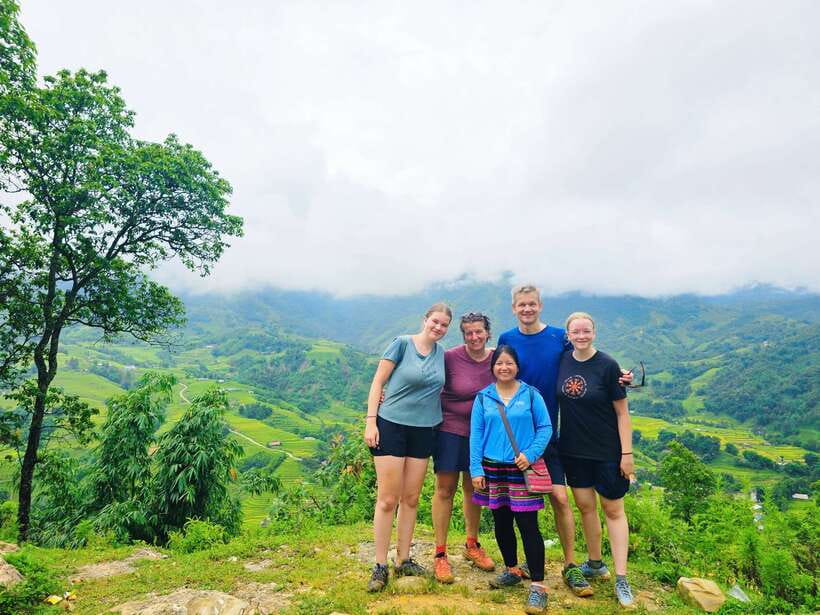 From Hanoi: 2-Day Sapa Trek Tour - Luxury Limousine Transfer - The long road from Hanoi to Sapa