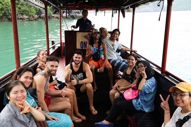 From Hanoi: 2D1N Ha Long Bay Deluxe Cruise with Bus Limousine - Sung Sot Cave and the final bay views