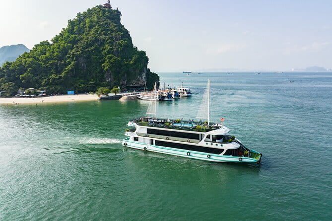 From Hanoi: Best Halong 5-Star Day Cruise, Buffet Lunch,Limousine - Titov Island, swimming or climbing for the best view