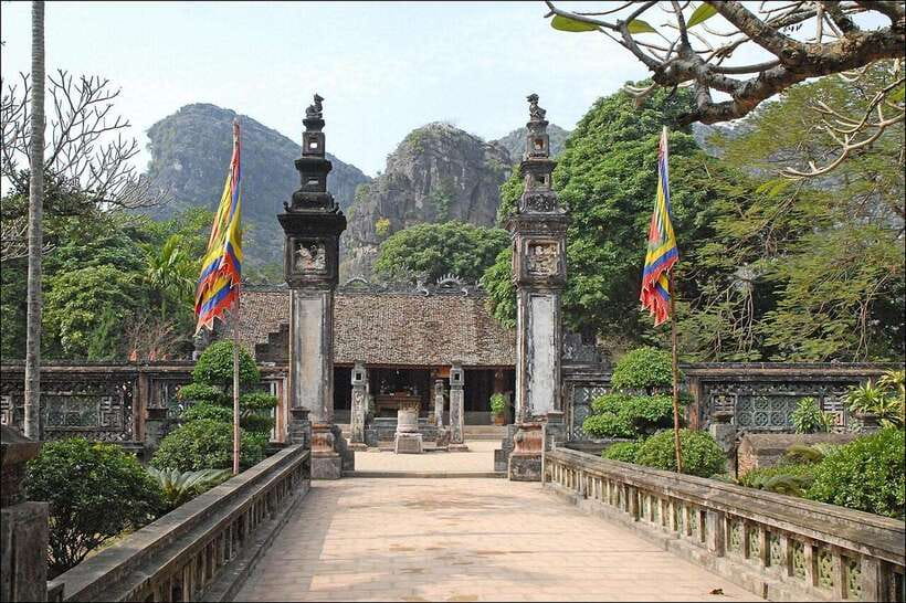 From Hanoi : Ninh Binh Day Trip by Limousine with Lunch - Practical details that affect your day