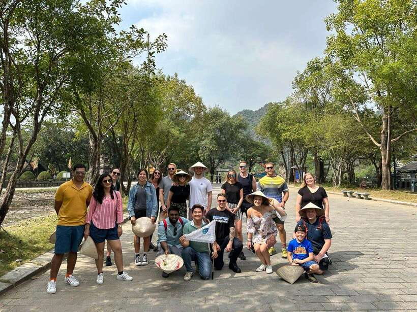 From Hanoi: Ninh Binh, Hoa Lu, Tam Coc, & Mua Cave Day-Trip - Hoa Lu and the story of Vietnam’s early capital