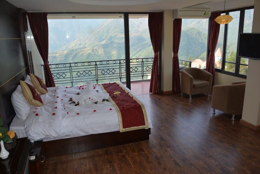 From Hanoi: Sapa 3-Day Medium Trek and Limousine Trip - Day 3: Bamboo forest, waterfall, and Giang Ta Chai