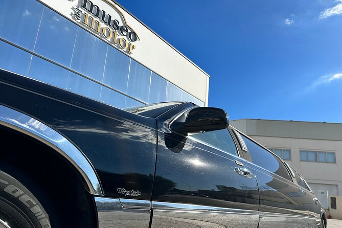 Guided tour of the Motor Museum with limousine transportation - Should you book the Motor Museum limousine tour?