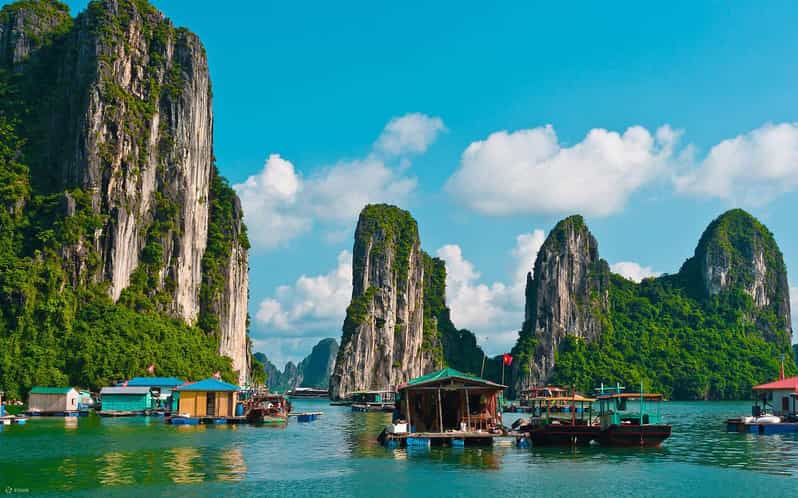 Ha Long Bay Cruise w/ Jacuzzi, Kayak & Limo from Hanoi - Ti Top Island, beach or viewpoint