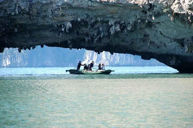 HaLong Bay 1Day 6hrs cruising - Alova Premium Cruise - Limousine - What the $82 price really covers