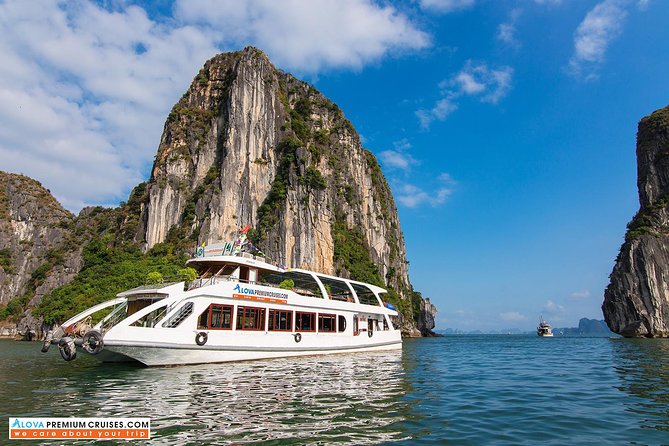 HaLong Bay 1Day 6hrs cruising - Alova Premium Cruise - Limousine - Lunch with Halong Bay views