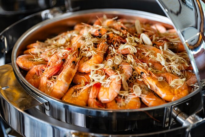 Halong bay 5star Cruise Day Trip: Buffet lunch & Limousine bus - What makes this Ha Long Bay day trip worth considering