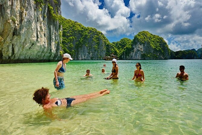 Halong Bay Day Trip 6hour: Buffet Lunch,Limousine bus,small group - What to pack for this particular day