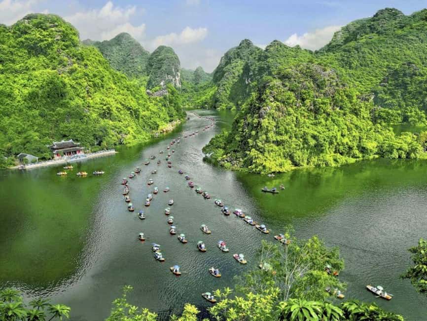 Hanoi: Full-Day Hoa Lu - Trang An & Mua Cave by Limousine - Mua Cave and the 500-step climb