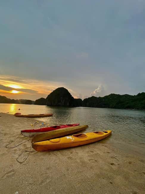 Hanoi: Full-Day Hoa Lu - Trang An & Mua Cave by Limousine - The hidden cost of a packed schedule