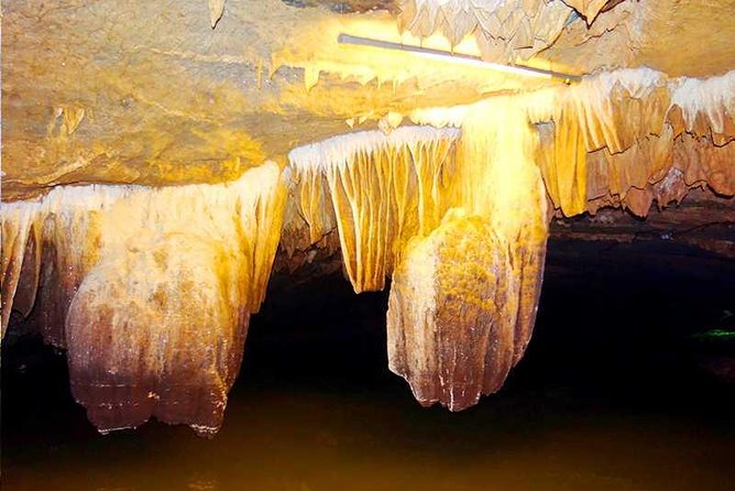 Hanoi - Hoa Lu - Tam Coc - Mua Cave - 1 Day / By Luxury Limousine & Small Group - The guide can shape the whole day