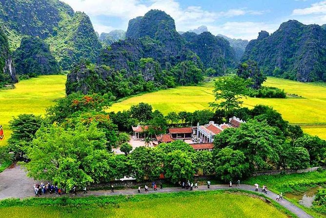 Hanoi - Hoa Lu - Tam Coc - Mua Cave - 1 Day / By Luxury Limousine & Small Group - Who should book this Ninh Binh tour