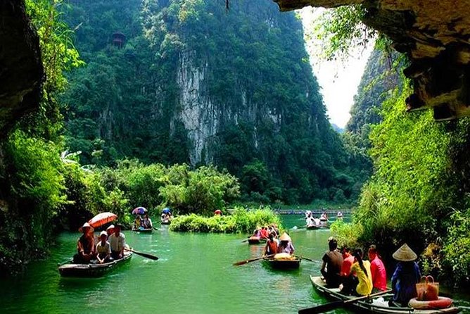 Hanoi - Hoa Lu - Tam Coc - Mua Cave - 1 Day / By Luxury Limousine & Small Group - Hoa Lu and Vietnam’s early royal capital