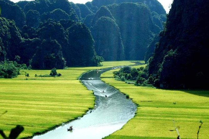 Hanoi - Hoa Lu - Trang An - Mua Cave - 1 Day Tour - Luxury Limousine From Hanoi - From Hanoi to Hoa Lu by luxury limousine
