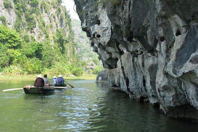 Hanoi - Hoa Lu - Trang An - Mua Cave - 1 Day Tour - Luxury Limousine From Hanoi - Climbing Mua Cave for the Ninh Binh view