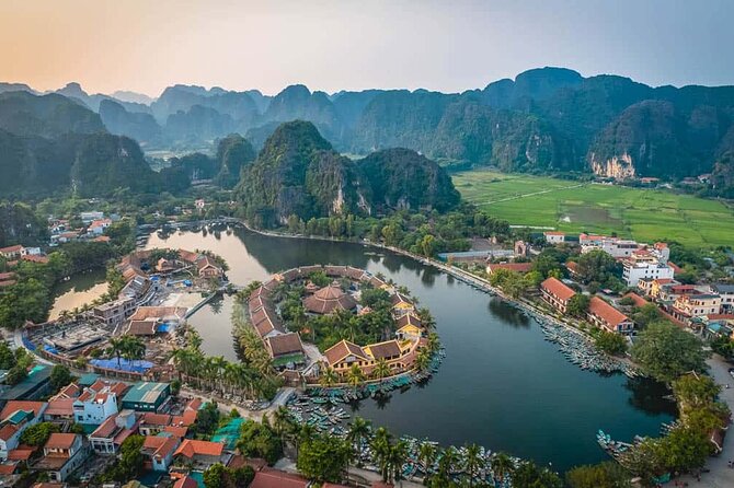 Hoa Lu – Tam Coc Full-Day Tour from Hanoi with Limousine Transfer - The Tam Coc boat ride through karst country