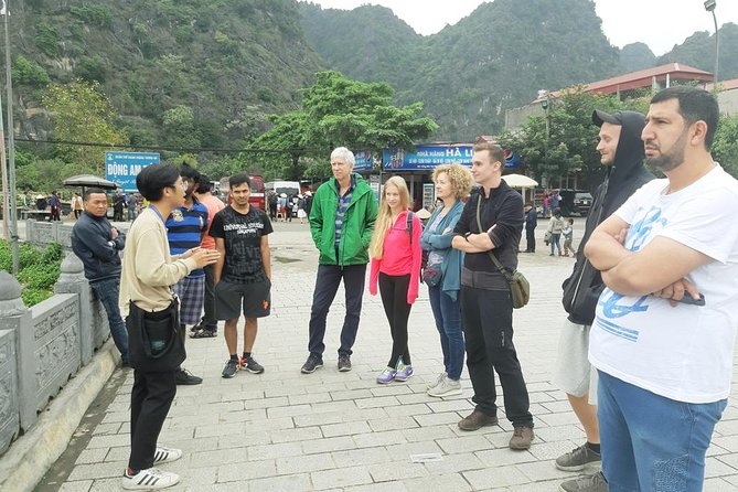Hoa Lu - Tam Coc Luxury Small group 1D: Limousine bus, biking, boat trip, Lunch - The ride back to Hanoi