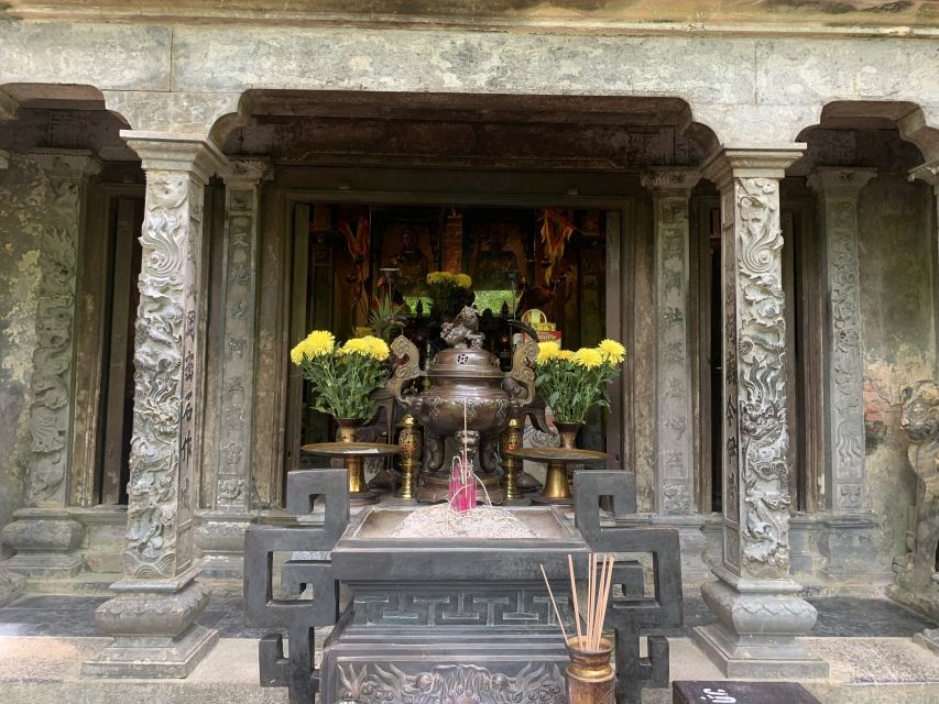 Hoa Lu – Tam Coc – Mua Cave by Limousine With Small Group - Vietnamese lunch in the middle of the day
