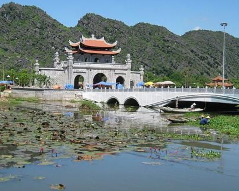 Hoa Lu – Tam Coc – Mua Cave by Limousine With Small Group - Three caves along the Ngo Dong River