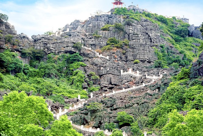 Hoa Lu - Tam Coc - Mua Cave day trip - Luxury limousine from Hanoi - Tam Coc by sampan, through three caves