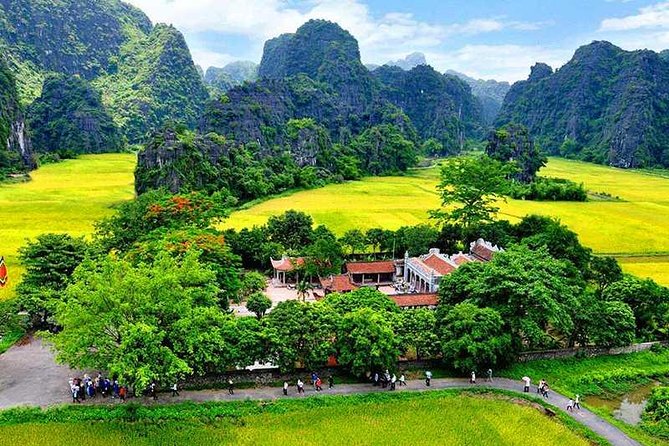 Hoa Lu - Trang An - Mua Cave- 1 Day Trip from Hanoi By Limousine and Small Group - Hoa Lu and the Temples of Vietnam’s Early Capital