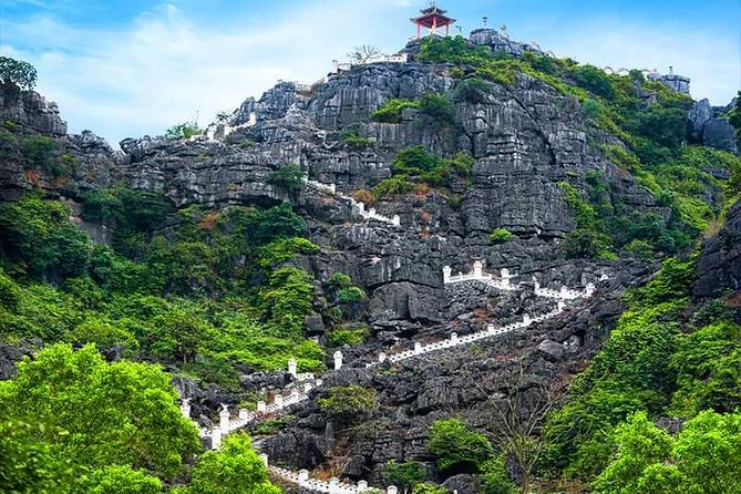 Hoa Lu - Trang An - Mua Cave- 1 Day Trip from Hanoi By Limousine and Small Group - Mua Cave and the Steps to Tam Coc Views