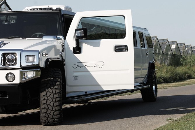 Hummer Limousine Airport Transfer - Key points at a glance