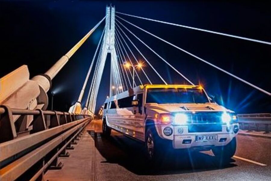Krakow: VIP Limo Party Tour - Why the reserved table changes the night