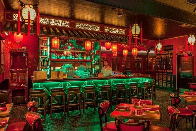 L.A. Mafia History Tour: Gangsters, Mobsters & Crime Legends - Starting at 6801 Hollywood Boulevard