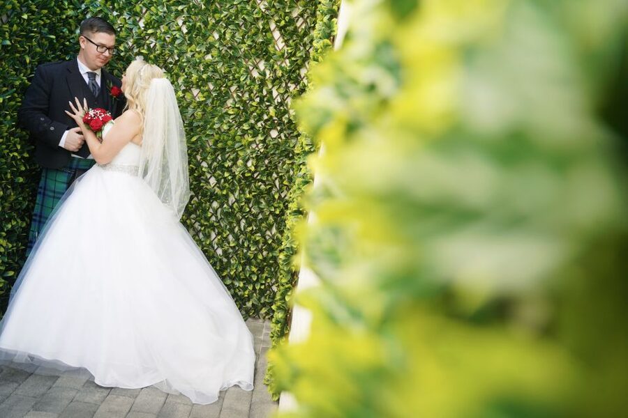 Las Vegas: Elvis Themed Wedding with Limousine - Key points at a glance