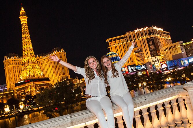 Las Vegas Strip by Super Stretch Limo with Personal Photographer - Life inside the stretch limousine